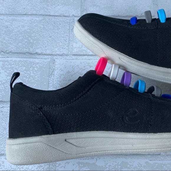 Easy Spirit Slip-On Sneakers Size 6 1/2 - Picture 3 of 14